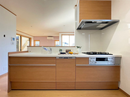 Lb`@`kitchen`@ ȂłƑƂ̉by߂ΖʃLb` `