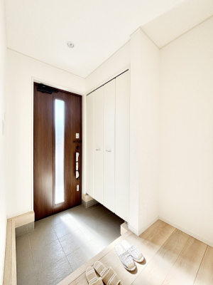 ց@KXXbg̓փhAɌ͂Ă܂