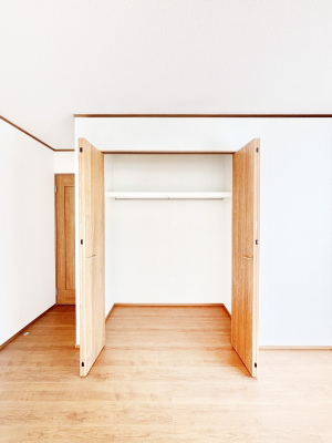 ���[�@��������ߗނ�ו��Ȃǂ̎��[�ɕ֗��ȕ����t���ł��B