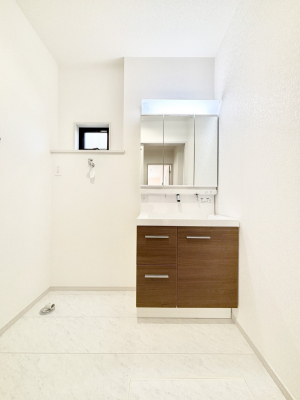 ���ʑ�E���ʏ��@���[�͂Ƌ@�\���ɗD�ꂽ���ʉ��ϑ�