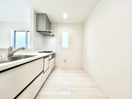 �L�b�`���@��Ƃ肠��L�b�`���ł͂��Ƒ��Ɗy�������������ł��܂��B