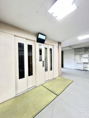 ̑@̏艺ɕ֗ȃGx[^[I