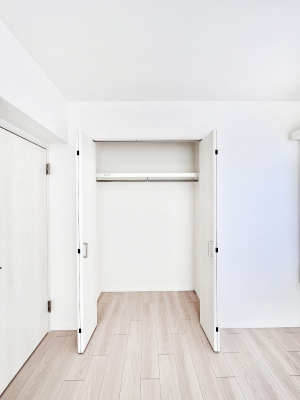 ���[�@��������ߗނ�ו��Ȃǂ̎��[�ɕ֗��ȃN���[�[�b�g�t���B