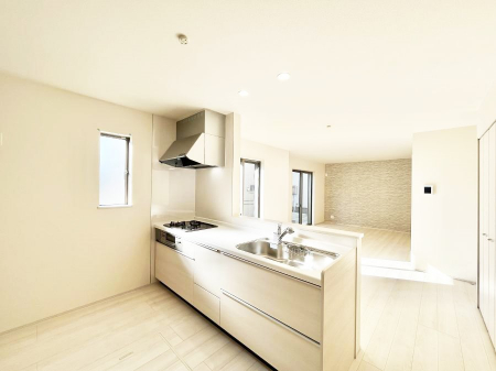 �L�b�`���@���������Ȃ��炲�Ƒ��Ƃ̉�b���y���߂�ΖʃJ�E���^�[�L�b�`��