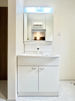 ʑEʏ@傫₷OʋŐʑ́AgȂ݃`FbN┧̂ɂ߂łB 