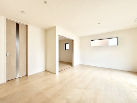 ���r���O�@�������������͋C�̂k�c�j�͉Ƒ��݂�Ȃ̉��K���  