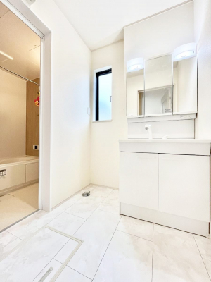 ʑEʏ@̂KԂłB̐gxxCǂg܂B 