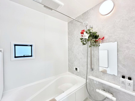 �����@����̔�����₷��؂ȃo�X�^�C���B�������Ƃ����C���y����Ŕ����Ƃ肽���ł��ˁI  