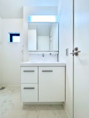 ���ʑ�E���ʏ��@�傫�����₷���O�ʋ��Ő�����������ʑ�́A�g�����Ȃ݃`�F�b�N�┧�̂������ɂ������߂ł��B 