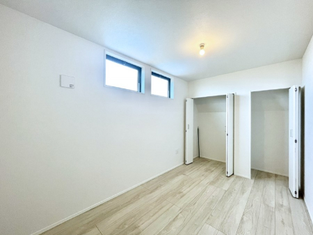 �q�������@�q�������ɂ��������߂Ȏ��[�X�y�[�X�����Ղ�̋���