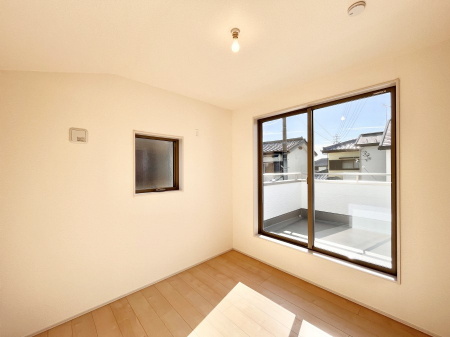 ���̑����ρ@�o���R�j�[���J�������v���X���Ă����m��