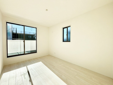 ���̑����ρ@�o���R�j�[���J�������v���X���Ă����m��