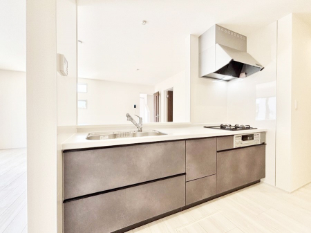 �L�b�`���@���������Ȃ��炲�Ƒ��Ƃ̉�b���y���߂�ΖʃJ�E���^�[�L�b�`��