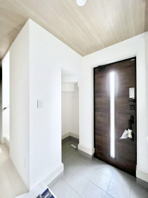 ց@V[YCN[NťցBƑŠCJȂǂ[ł܂B