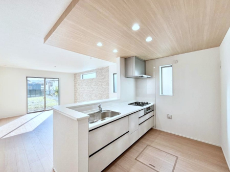 Lb`@JE^[zɊyׂB̂ƔȂ肻łˁB 