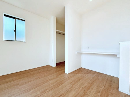 Q@X^fBJE^[Xy[XƃEH[NCN[[bg邨B