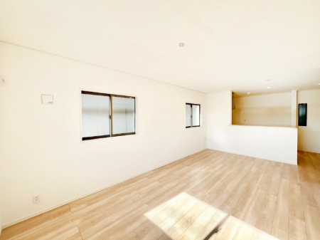 ̑ρ@ƑRƏW܂ẽXy[XɂȂ肻ȍLXkcj