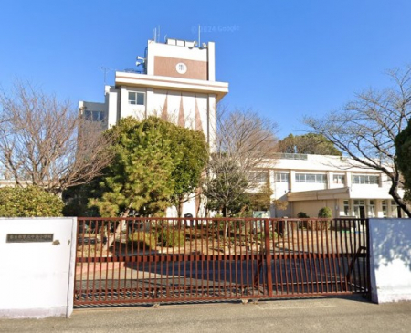 ���ӊ��@���w�Z 1200m �t�����s���������w�Z