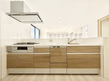 �L�b�`���@�������������I�ɁA�y�����I�V�X�e���L�b�`��