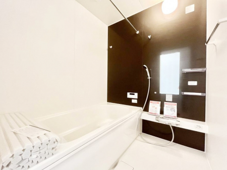 �����@����̔�������Ă���閾�邢�������̂���o�X���[��