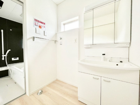 ̑@LXƂƂ̂郉h[Xy[XB  