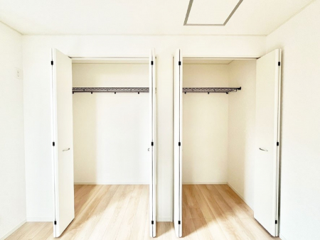 [@m̃N[[bgBŝŌ̈ߗނ܂܂B