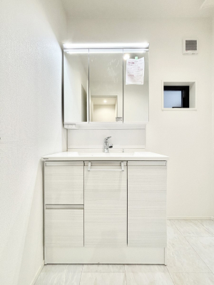 ���ʑ�E���ʏ��@���[�͂Ƌ@�\���ɗD�ꂽ���ʉ��ϑ�