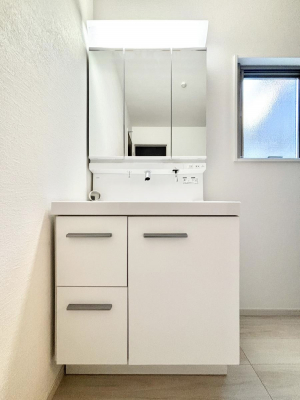 ���ʑ�E���ʏ��@���[�͂Ƌ@�\���ɗD�ꂽ���ʉ��ϑ�@