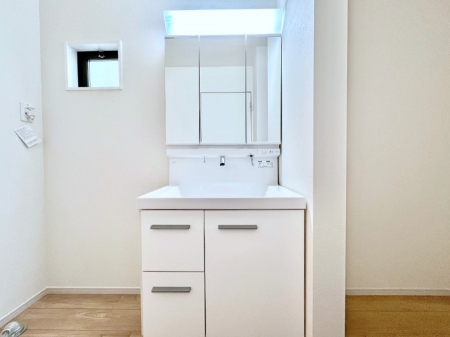 ʑEʏ@傫₷OʋŐʑ́AgȂ݃`FbN┧̂ɂ߂łB 