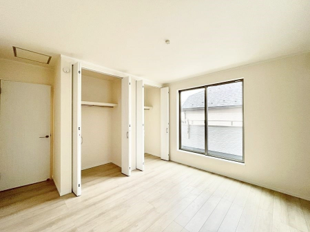 ���̑����ρ@�o���R�j�[���J�������v���X���Ă����m��