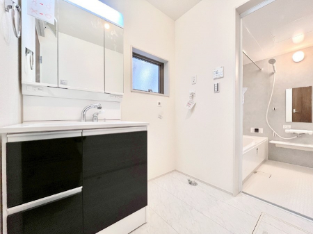 ���̑��@�g�x�x���X���[�Y�ɂ����Ȃ���E�ߏ�         