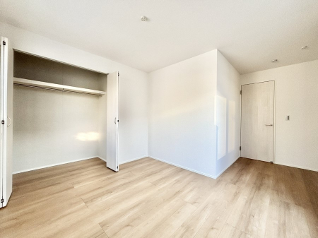 �q�������@�q�������ɂ��������߂Ȏ��[�X�y�[�X�����Ղ�̋���