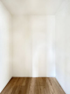 ̑@EH[NCN[[bgtŐԂLpł܂B