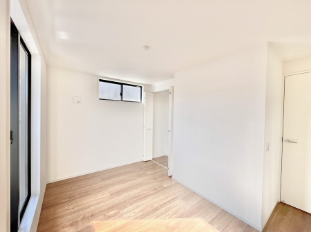 Q@g₷`ŃxbgƋ̒uɂ邱Ƃ܂B   