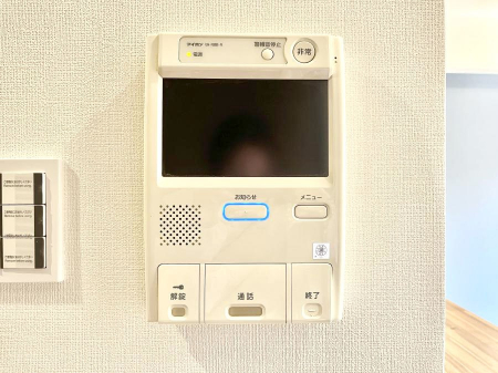 ̑ρ@K҂ڂł킩Ŝsuj^[tC^[zB   