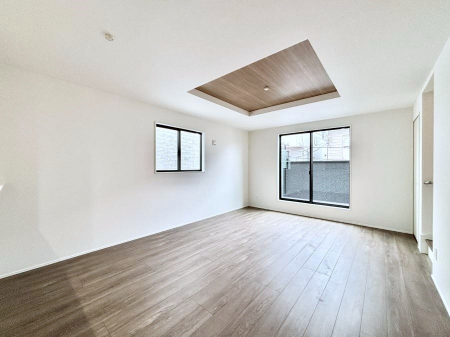 ���̑����ρ@�Ƒ��̏Ί炪���R�Ɛ��܂�Ă���A����ȕ��͋C�̃_�C�j���O�Ɏd�オ���Ă��܂��B