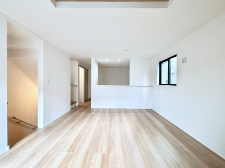 ���̑����ρ@���邢�z���������A�����̕��͋C�ɖ��������_�C�j���O�B 