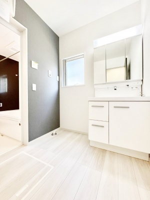 ���̑��@1���̎n�܂���S�n�悭�I�_�炩�Ȓ��̌����������鑋���������ʎ�