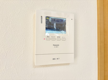 ̑ρ@K҂ڂł킩AŜsuj^[tC^[tH