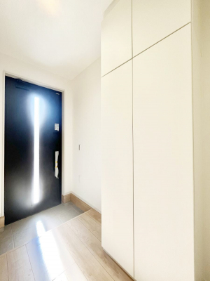 ց@KXXbg̓փhAɌ͂Ă܂