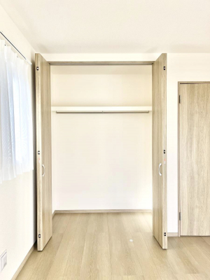 ���[�@�����Ղ�̎��[�X�y�[�X�ŉ��K�ɕ�点���� 