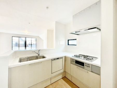 �L�b�`���@�J�E���^�[�z���Ɋy����������ׂ�B�����̂������������Ɣ��������Ȃ肻���ł��ˁB