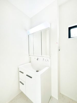 ���̑��@�㎿�Ȑ��ʋ�Ԃ���Ƃ�̎��Ԃ����o  