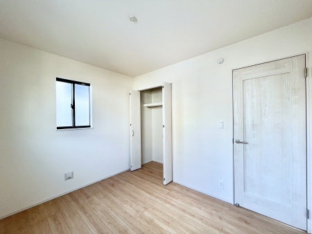 �q�������@�q�������ɂ��������߂Ȏ��[�X�y�[�X�����Ղ�̋���