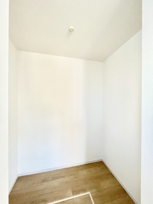 ���̑��@�E�H�[�N�C���N���[�[�b�g�t���Ő�����Ԃ��L�����p�ł��܂�