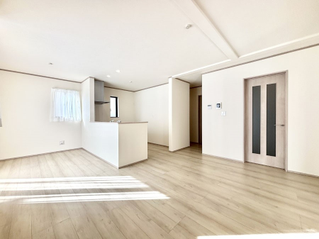 rO@͋Ĉkcj͉Ƒ݂Ȃ̉K  