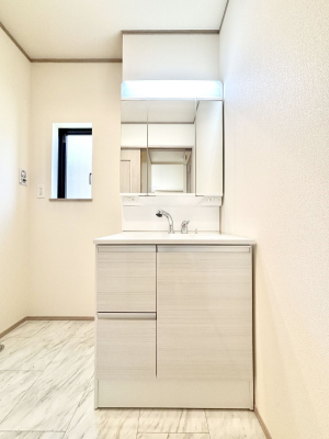 ʑEʏ@傫₷OʋŐʑ́AgȂ݃`FbN┧̂ɂ߂łB 