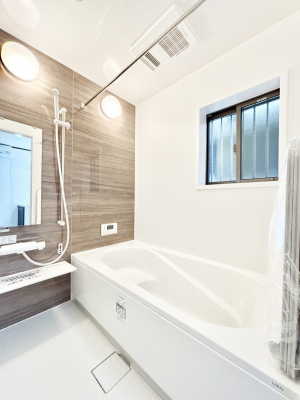 �����@����̔�������Ă���閾�邢�������̂���o�X���[��