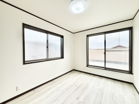 ���̑����ρ@�o���R�j�[���J�������v���X���Ă����m��