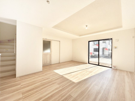 ���̑����ρ@���邢�z���������A�����̕��͋C�ɖ��������_�C�j���O�B   